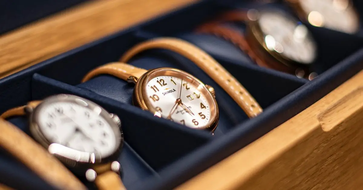 luxury watches under 1000